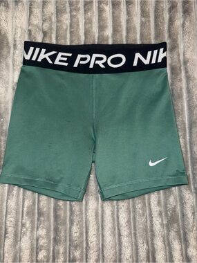 Nike Pro Big Kids Green Performance Bike Shorts